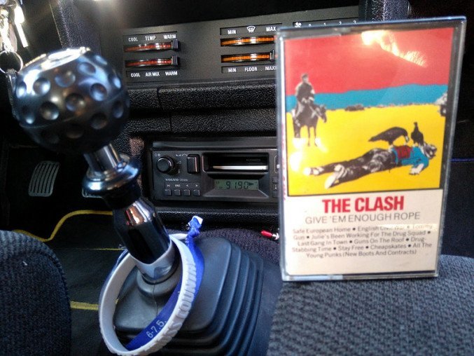 THE CLASH - GIVE'EM ENOUGH ROPE.jpg